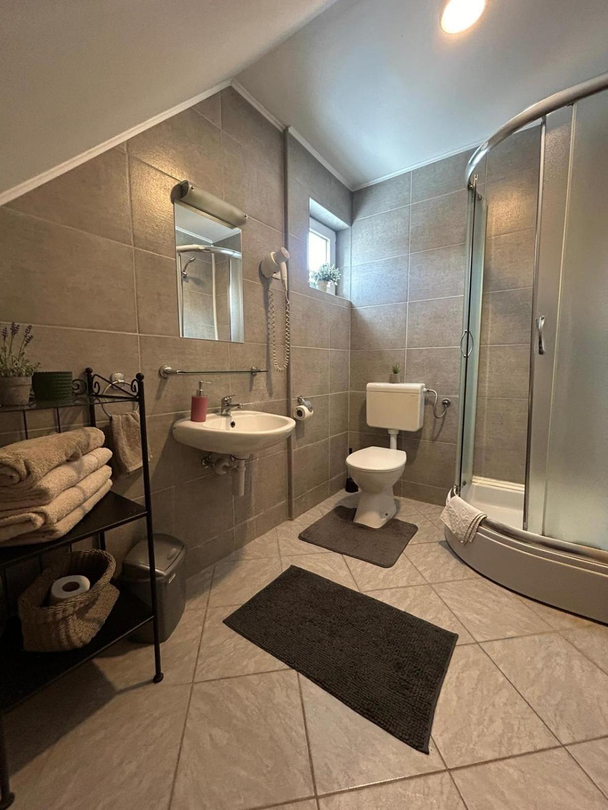 Apartment Mila Plitvicka Jezera Bagian luar foto